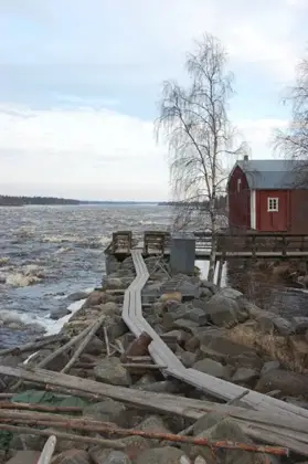 Kukkolaforsen in the spring thaw