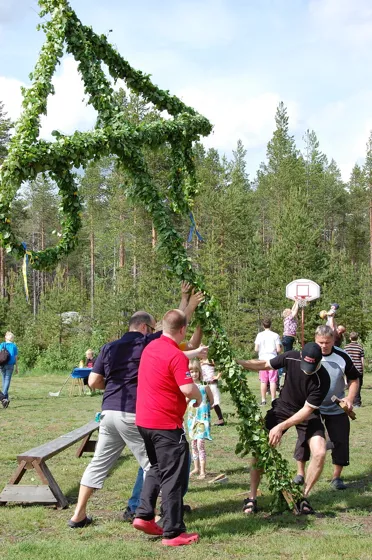 Raising the May Pole